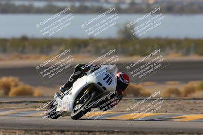 media/Dec-18-2022-SoCal Trackdays (Sun) [[8099a50955]]/Turn 14 (940am)/